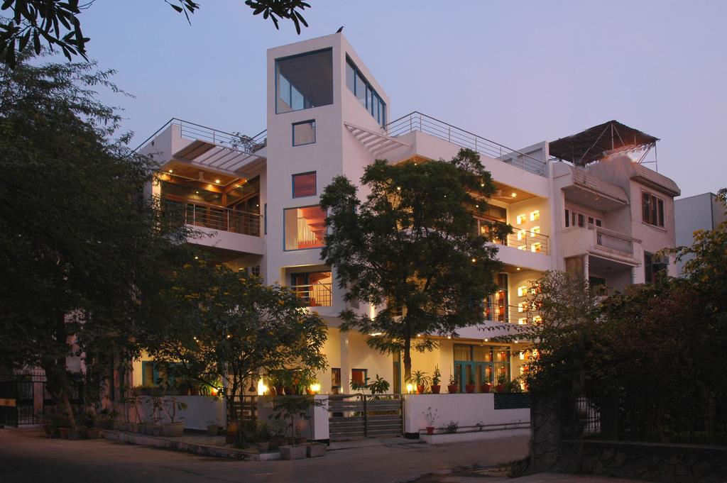 B Nineteen New Delhi Bagian luar foto