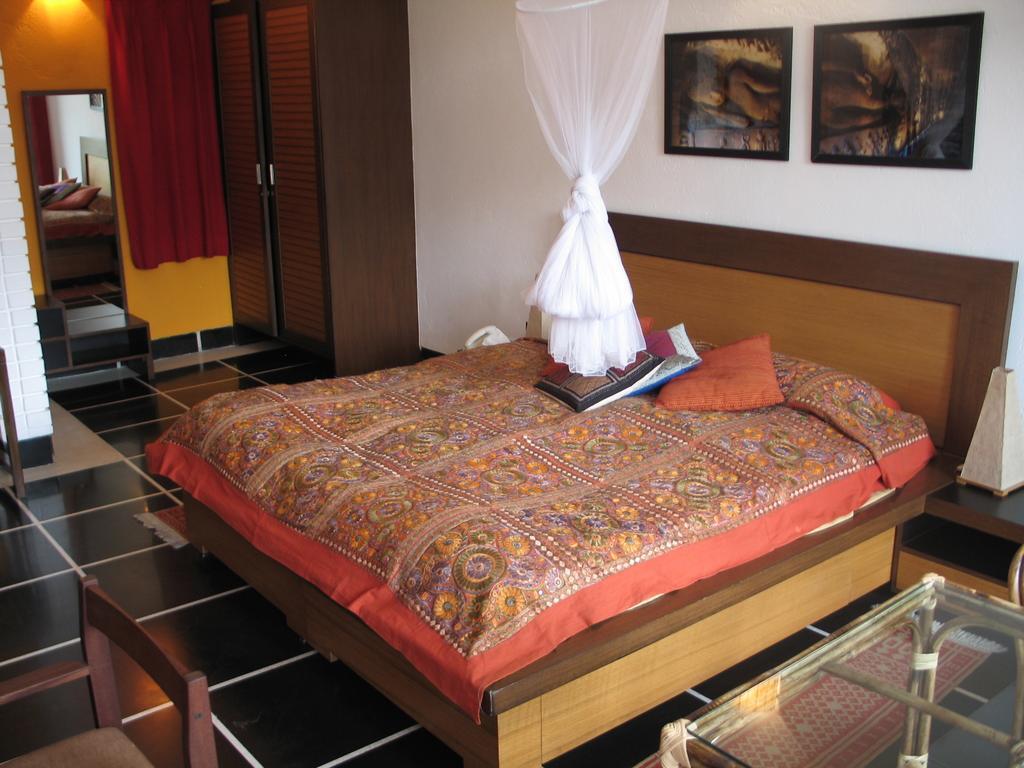B Nineteen New Delhi Bagian luar foto